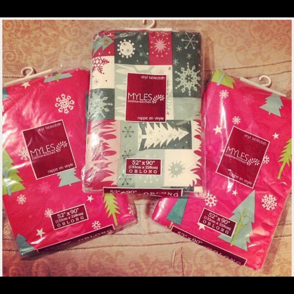 NEW! 🎄 Myles Kitchen Vinyl Tablecloths - 52" X 90" Oblong (6-8 seatings).